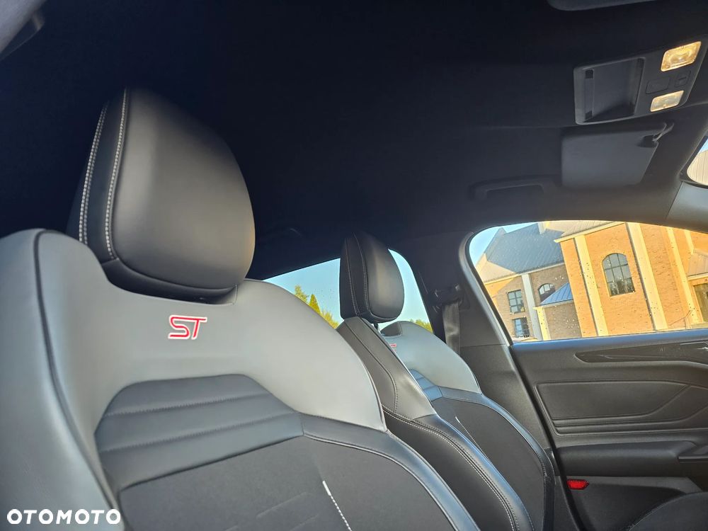 Ford Focus SW 2.0 EcoBlue ST - 22