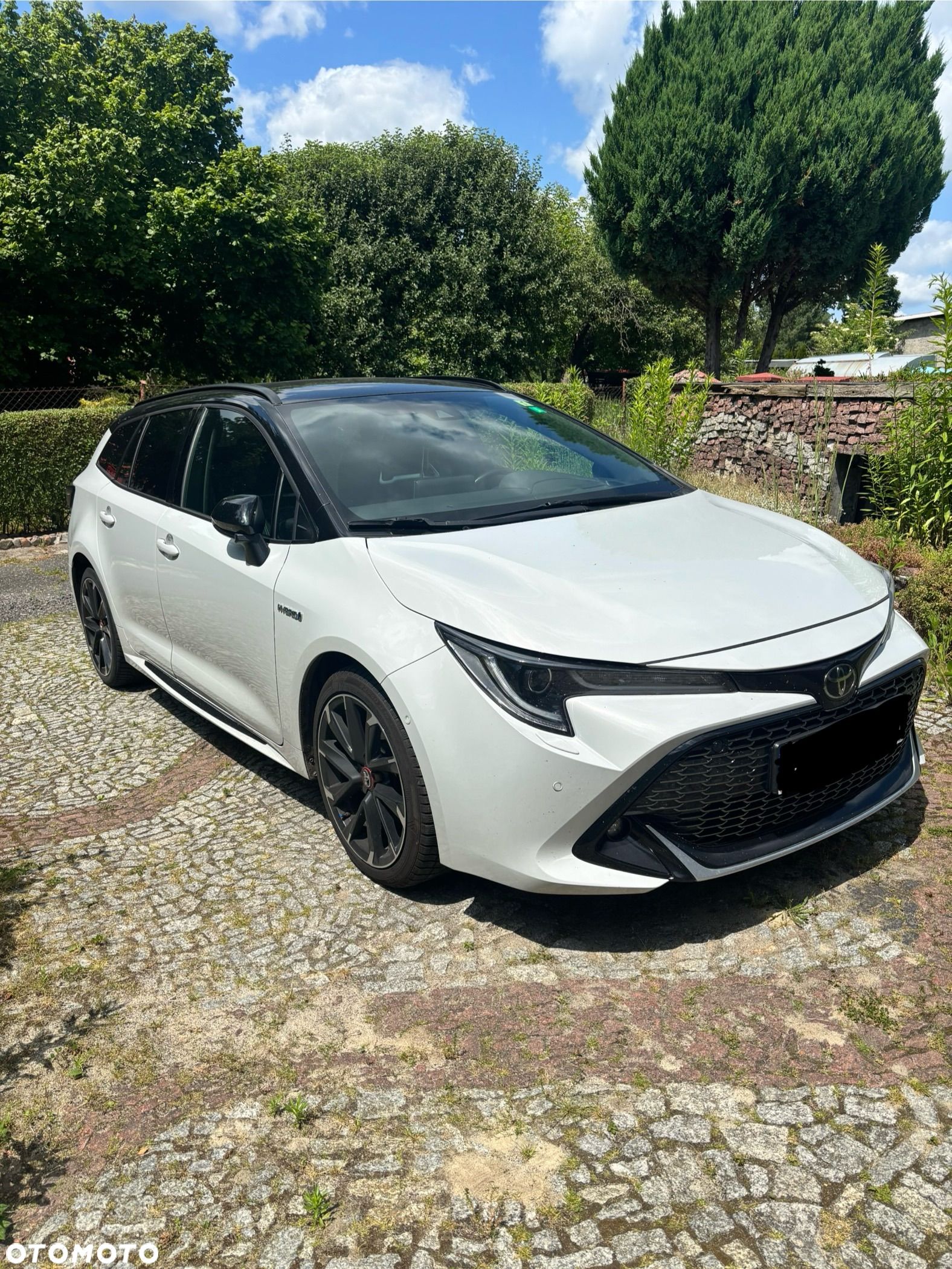 Toyota Corolla 2.0 Hybrid GR Sport Dynamic - 1