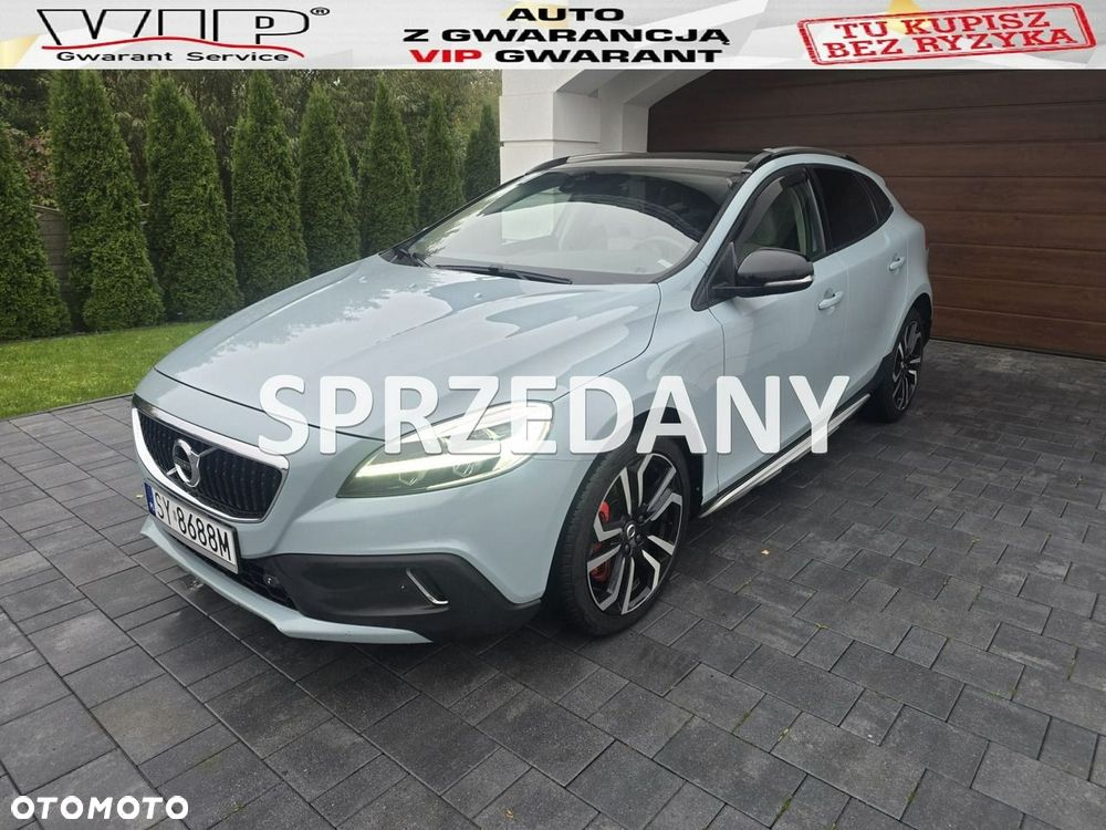Volvo V40 Cross Country - 2