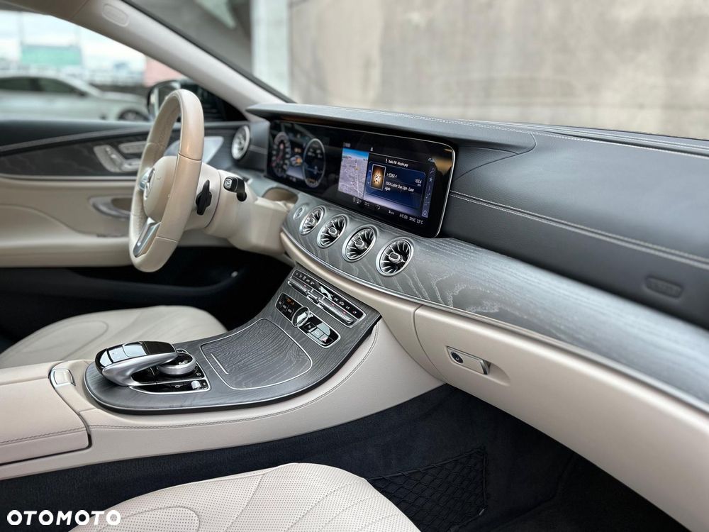 Mercedes-Benz CLS - 20