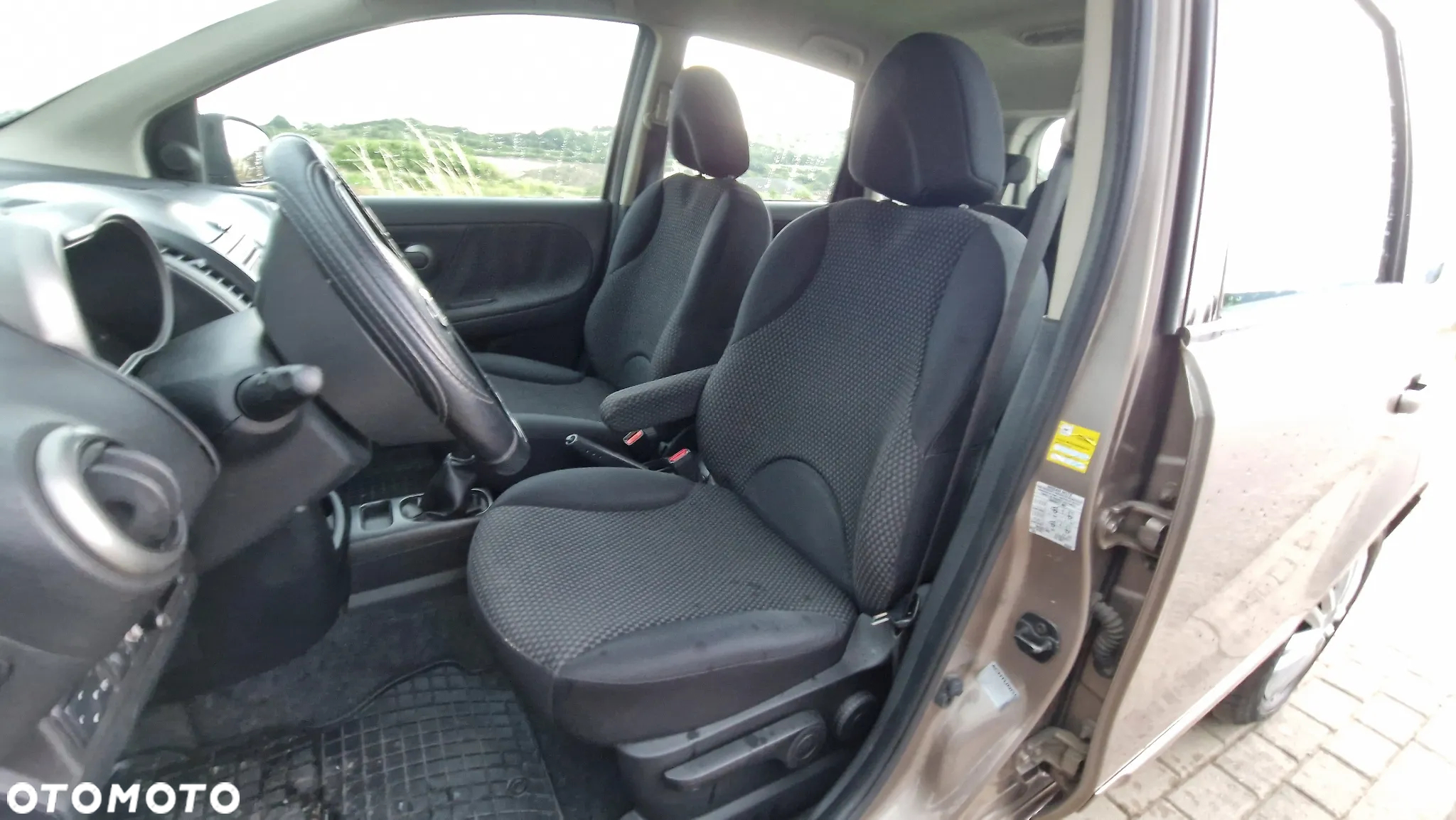 Nissan Note 1.4 Acenta EU5 - 6