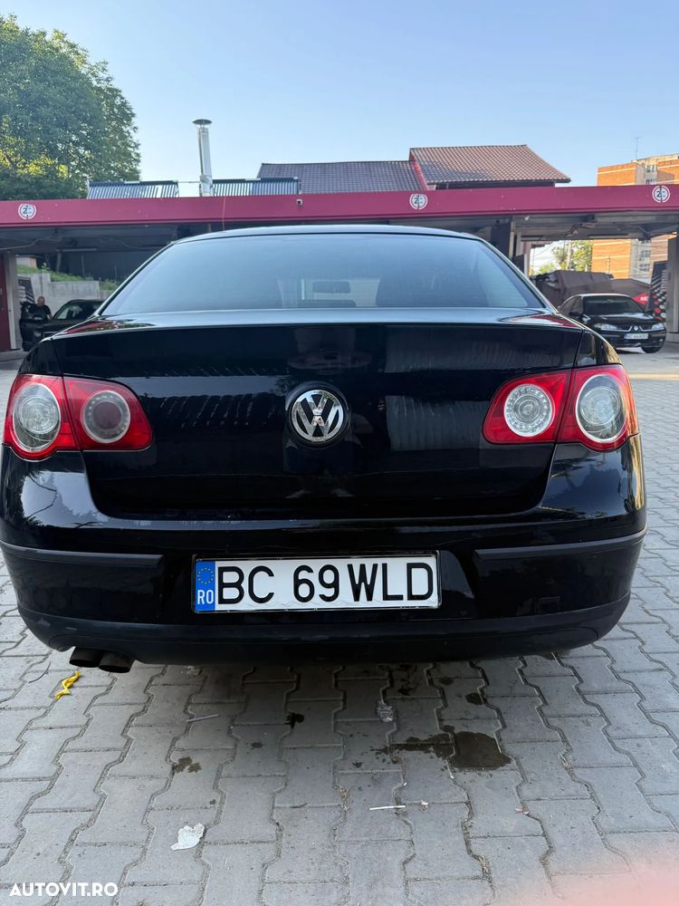 Volkswagen Passat - 5