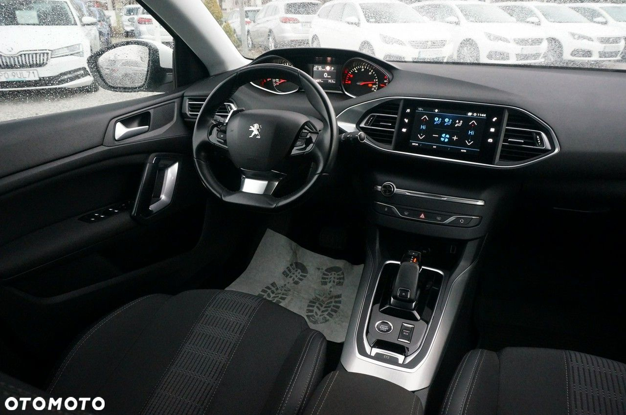 Peugeot 308 1.5 BlueHDi Allure Pack S&S EAT8 - 15