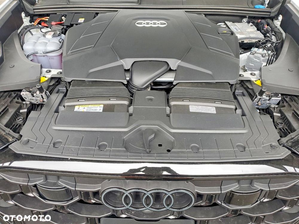 Audi Q8 SUV TFSI quattro 250 kW tiptronic S line business - 11