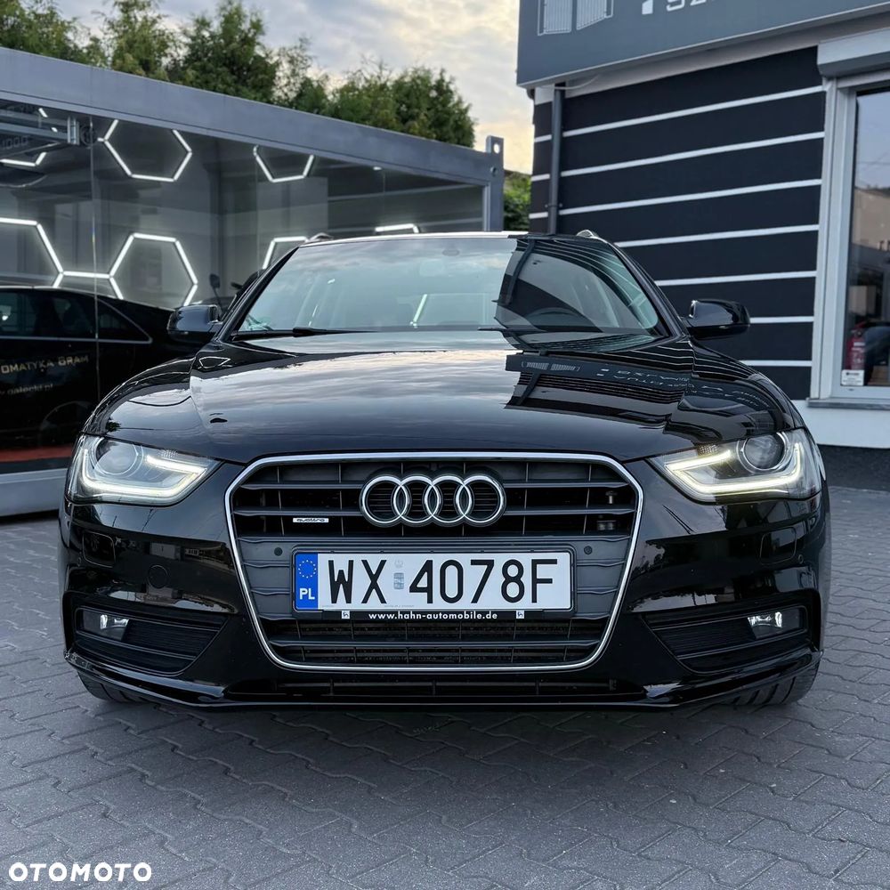Audi A4 ver-2-0-tfsi-quattro-s-tronic-attraction - 23