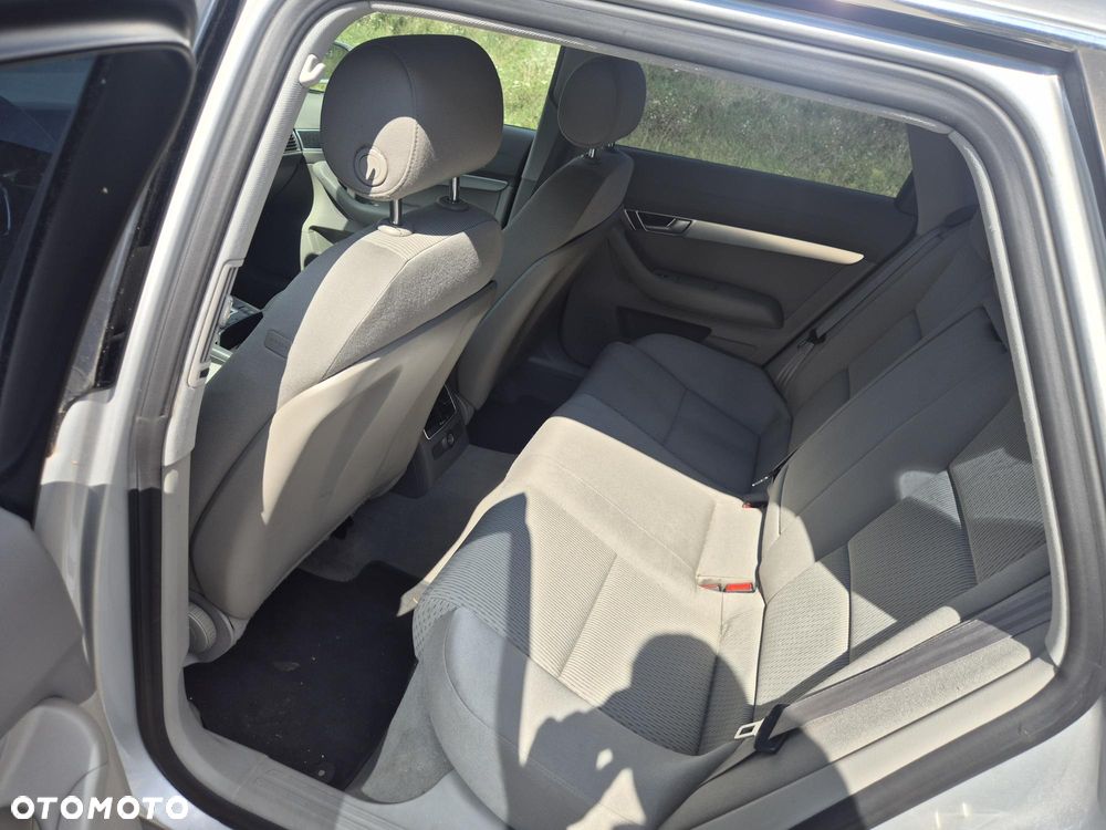 Audi A6 Avant - 9