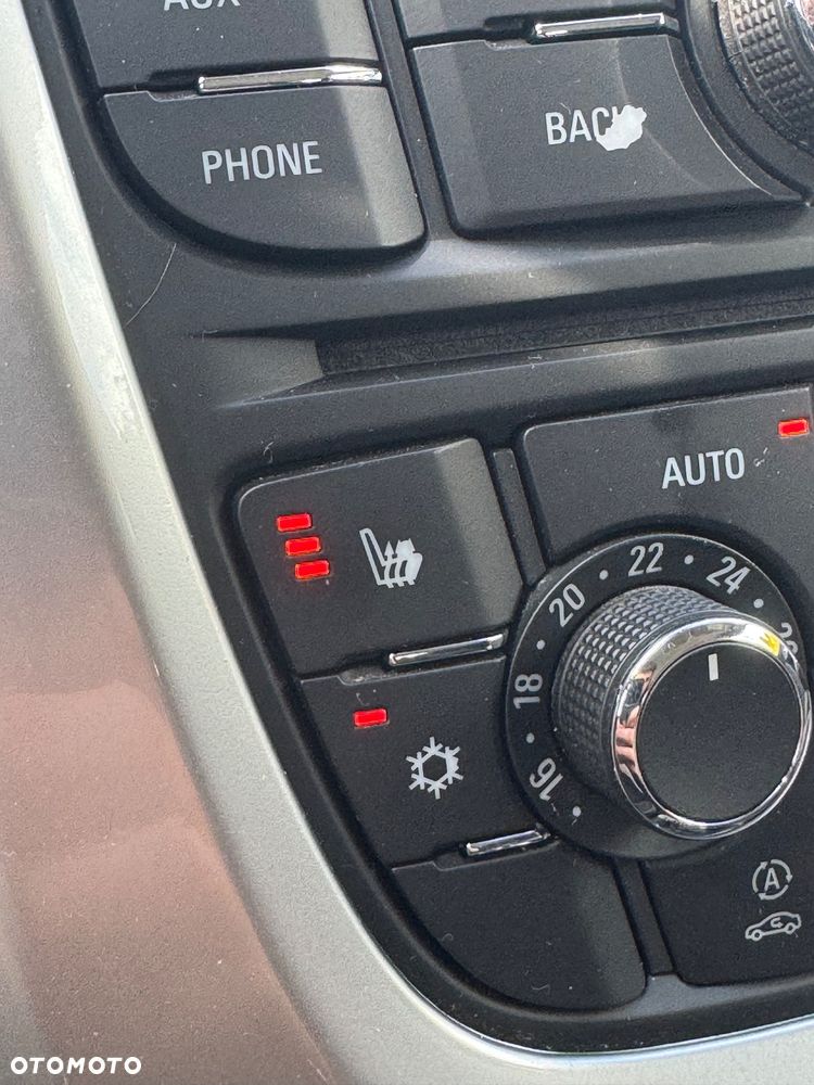 Opel Astra 1.4 Turbo - 21