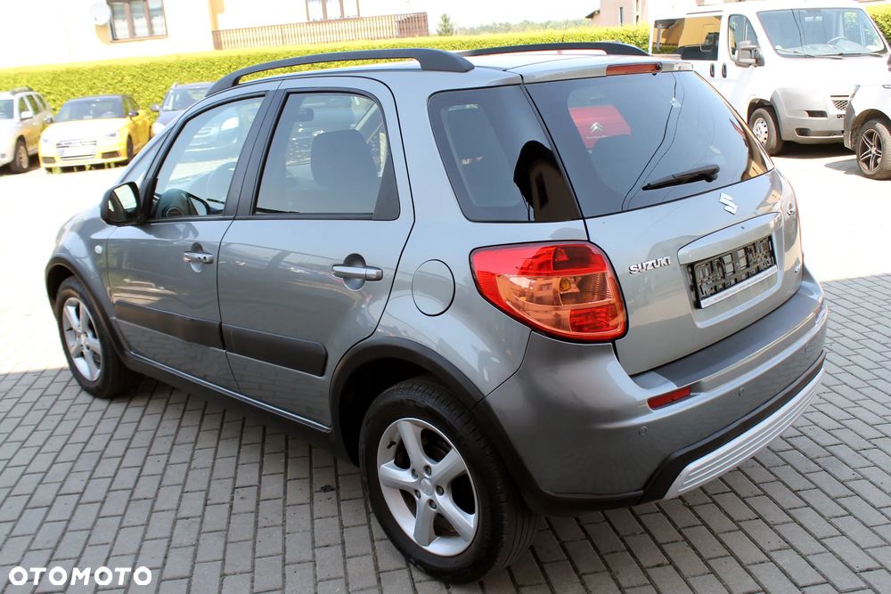Suzuki SX4 1.6 VVT 4x4 Club - 5