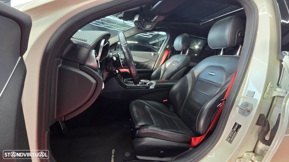 Mercedes-Benz C 63 AMG Standard - 14