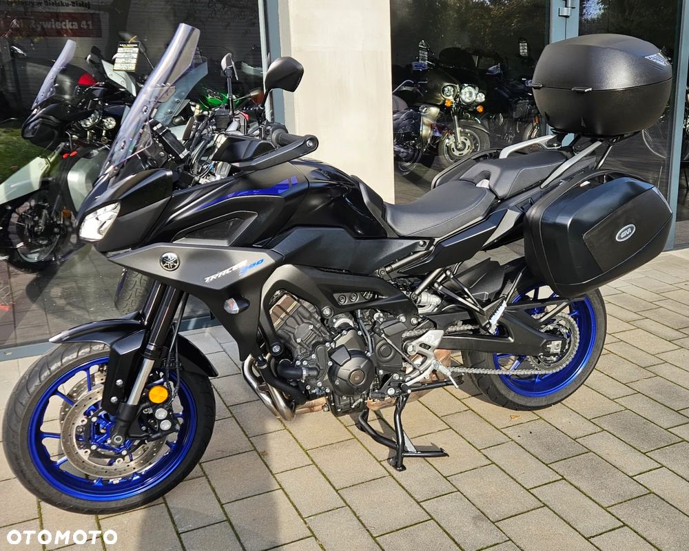 Yamaha MT - 18