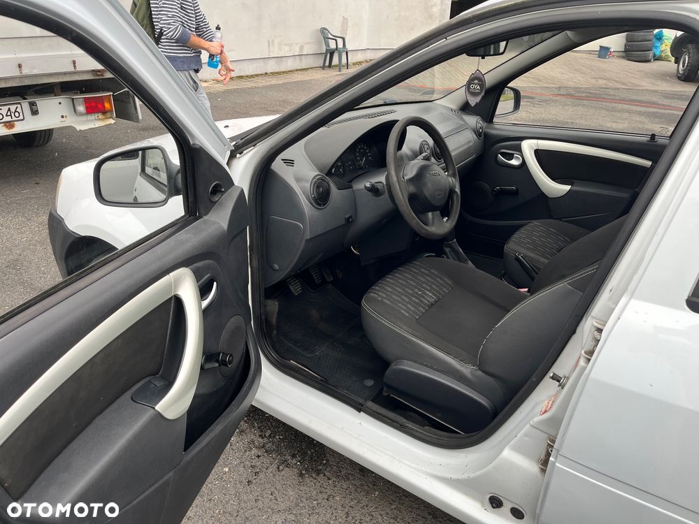 Dacia Logan 1.4 - 9