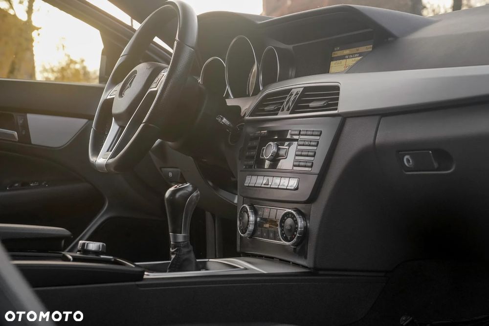 Mercedes-Benz Klasa C - 34