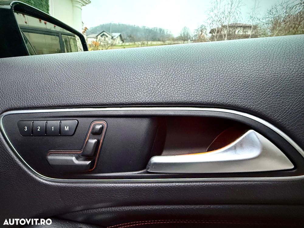 Mercedes-Benz GLA 220 d 4Matic 7G-DCT AMG Line - 7