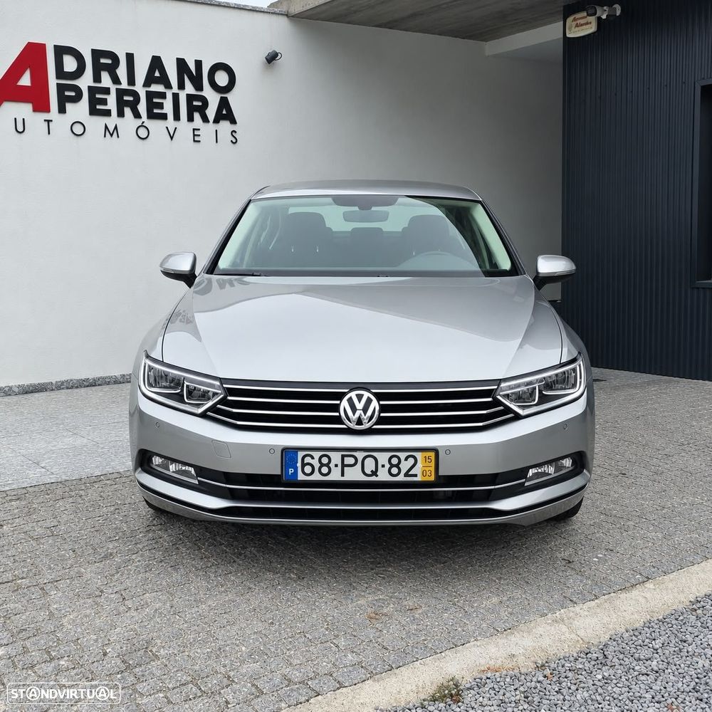 VW Passat 2.0 TDI Confortline - 10