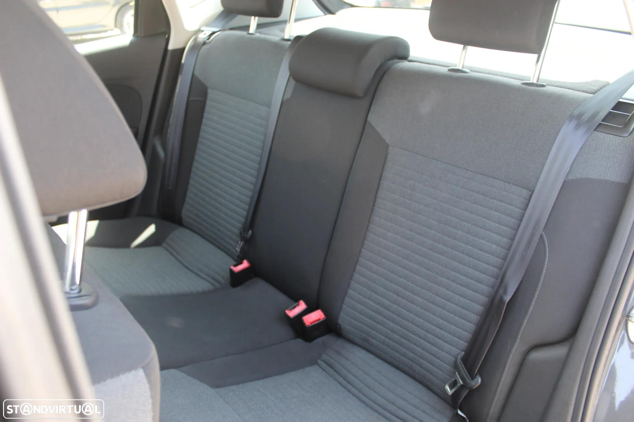 VW Polo 1.6 TDI Confortline BlueMotion - 5