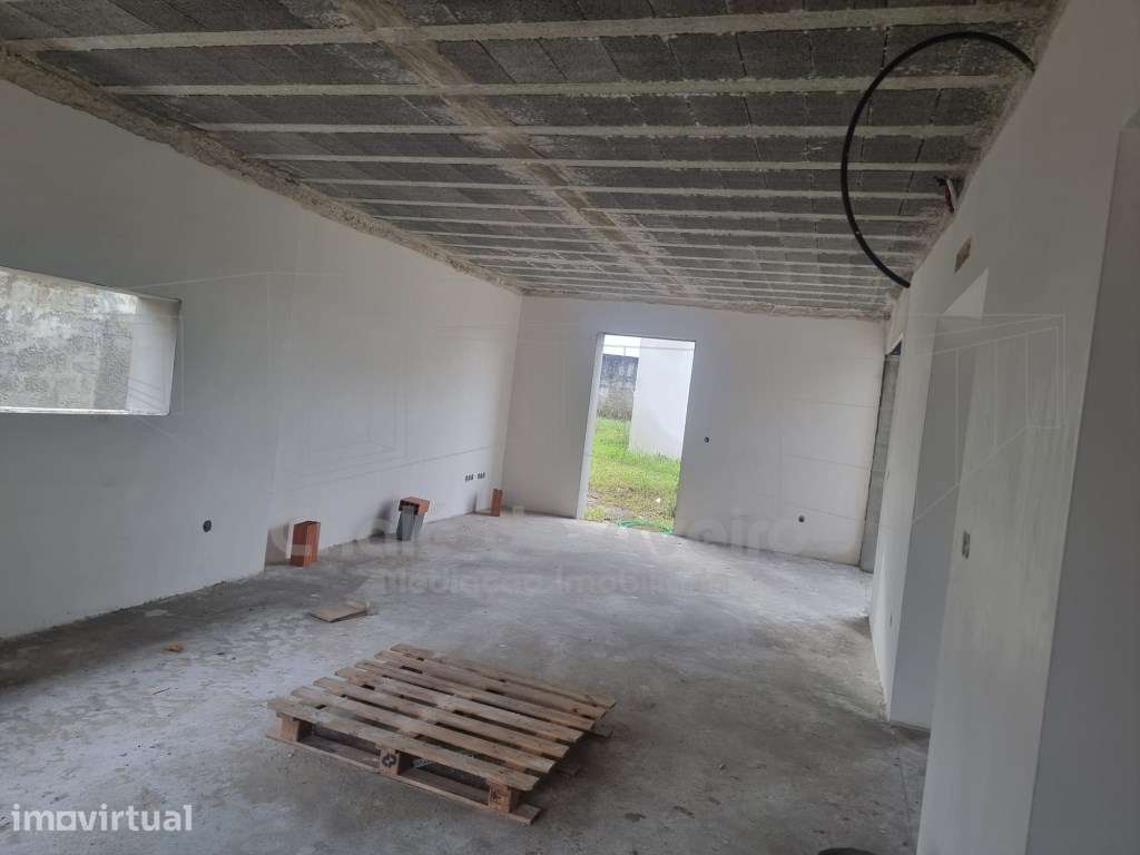 Moradia Isolada T4 Venda Aradas - Aveiro - Grande imagem: 5/16