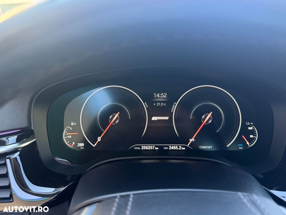 BMW Seria 5 530i AT - 13