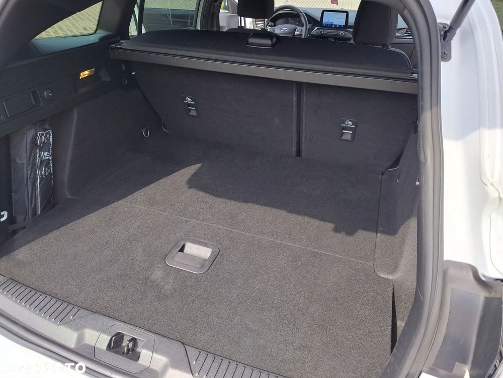 Ford Focus 2.0 EcoBlue ST-Line - 29