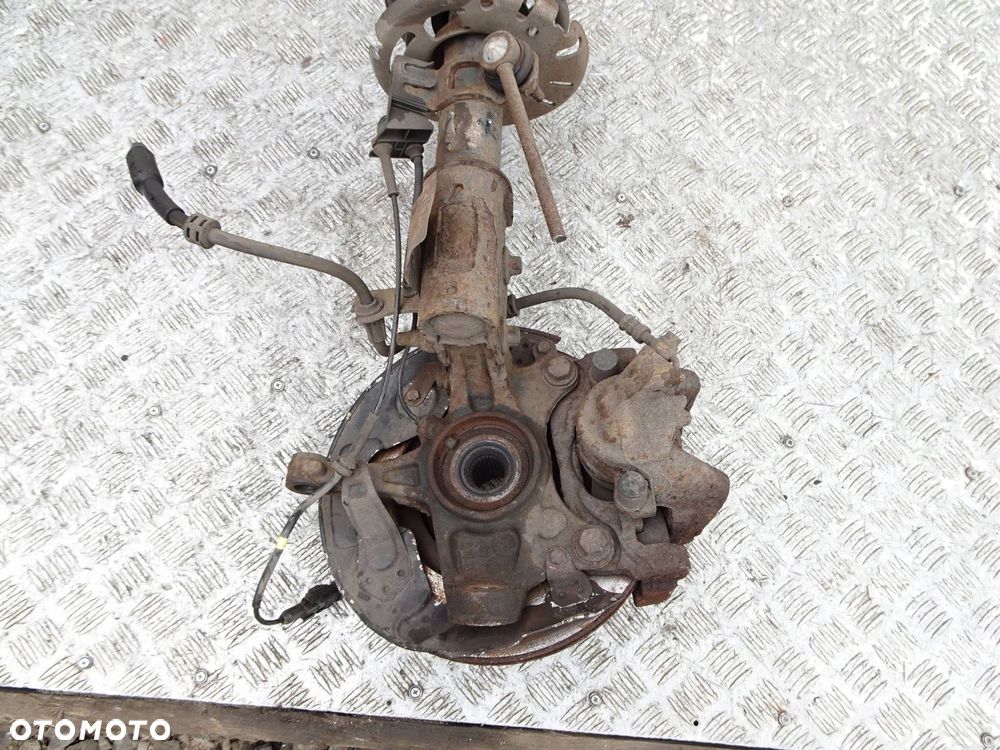 zwrotnica kolumna lewa citroen c4 picasso ii 1.6 e-hdi - 5