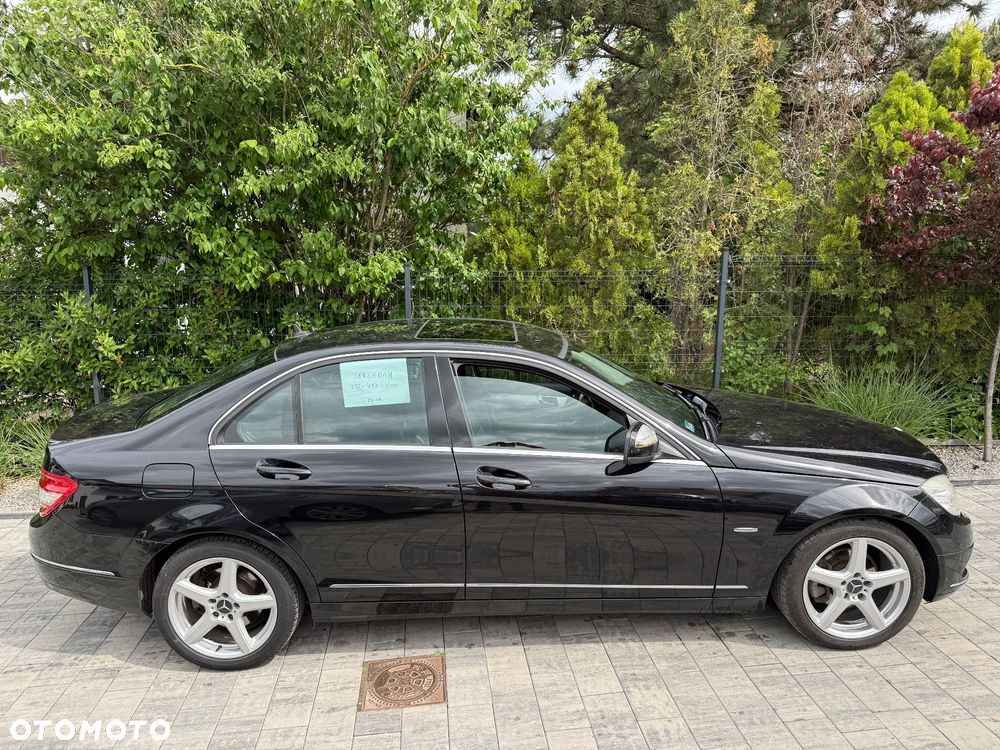 Mercedes-Benz Klasa C ver-200-7g--tronic-avantgarde-edition - 5