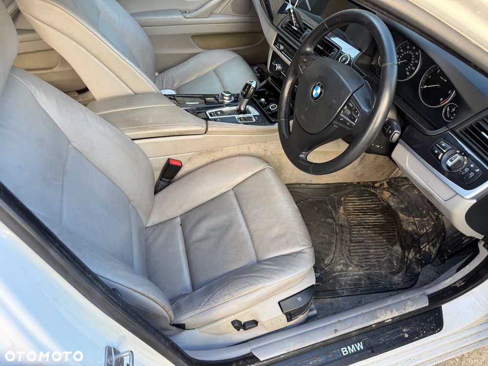 BMW Seria 5 520d - 11