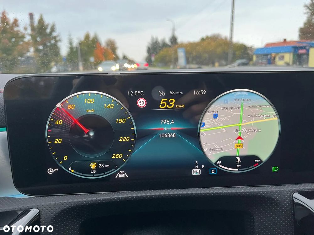 Mercedes-Benz CLA - 33