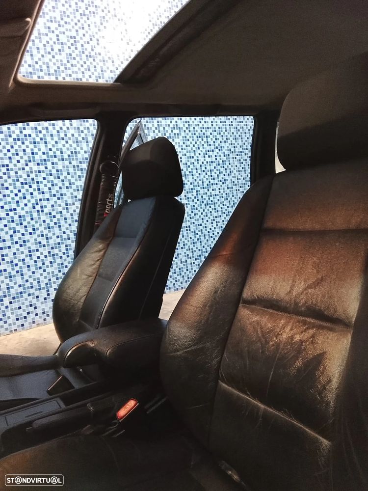 BMW 325 tds Touring - 8