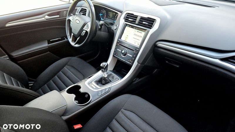 Ford Mondeo 2.0 TDCi Titanium - 25