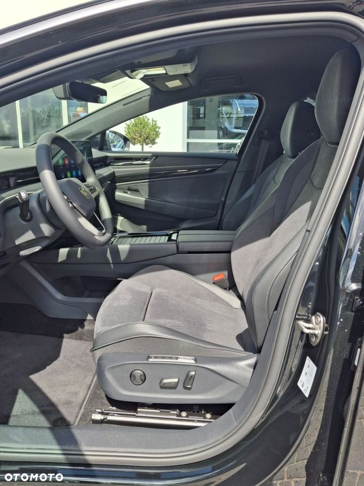 Volkswagen ID.7 77kWh Pro Plus - 12