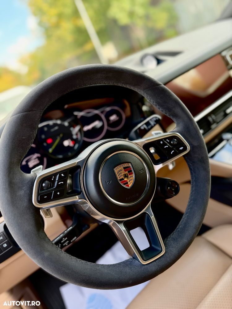 Porsche Cayenne Standard - 7