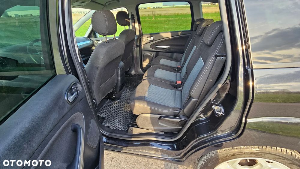 Ford S-Max 2.0 TDCi DPF Champions Edition - 12