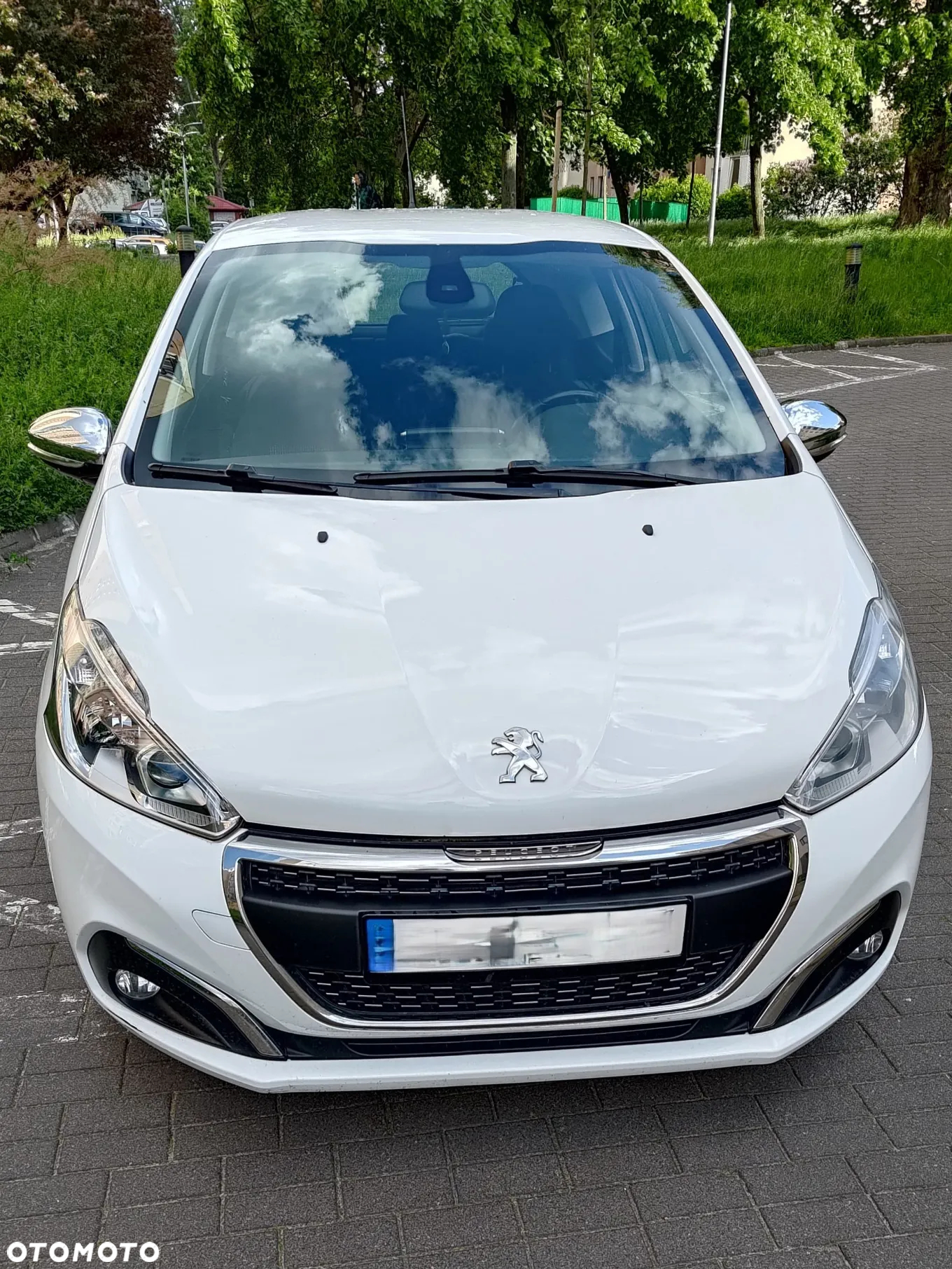Peugeot 208 - 2