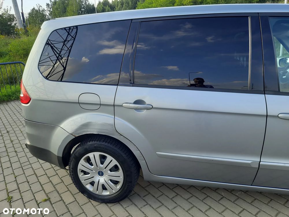 Ford Galaxy 1.8 TDCi Ghia - 25