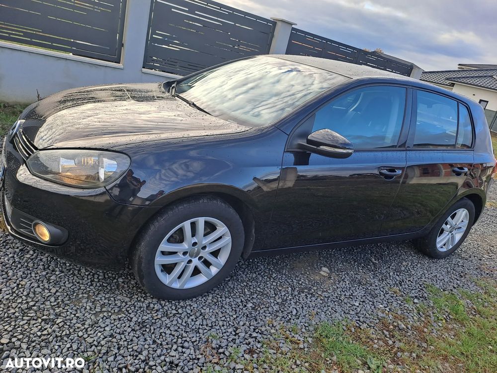 Volkswagen Golf - 2