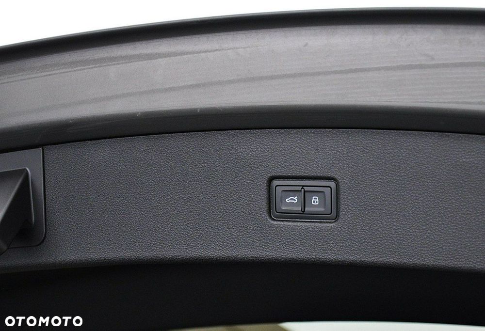 Audi Q5 Sportback - 13