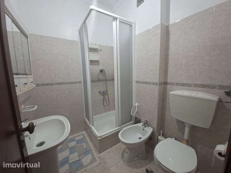 T3 Vista Mar e Cidade – Junto ao Hospital de São Bernardo (Particular) - Grande imagem: 2/12