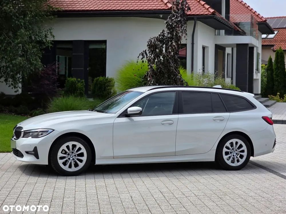 BMW Seria 3 318i M Sport sport - 10