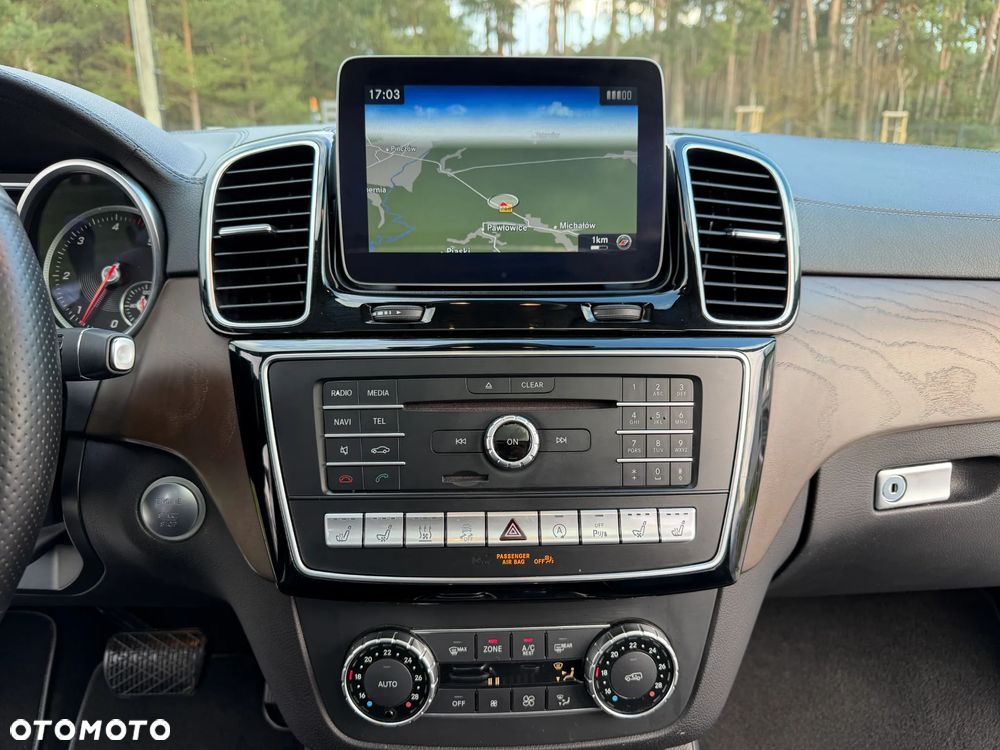 Mercedes-Benz GLE - 34