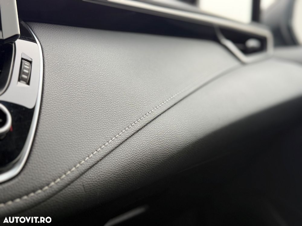 Toyota Corolla 1.8 HSD Dynamic - 22