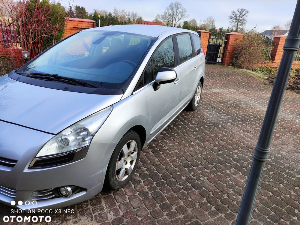Peugeot 5008 1.6 HDi Trendy - 1