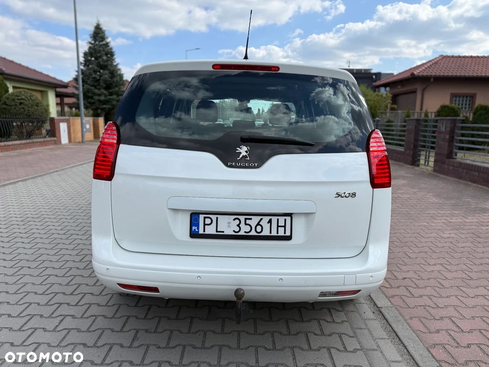 Peugeot 5008 - 19