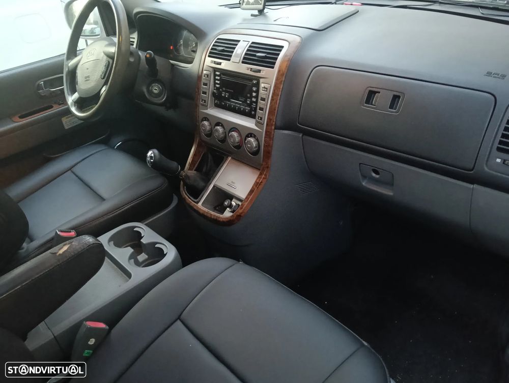 Kia Carnival 2.9 CRDi EX Top - 6