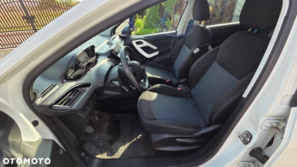 Peugeot 208 PureTech 68 Access - 16