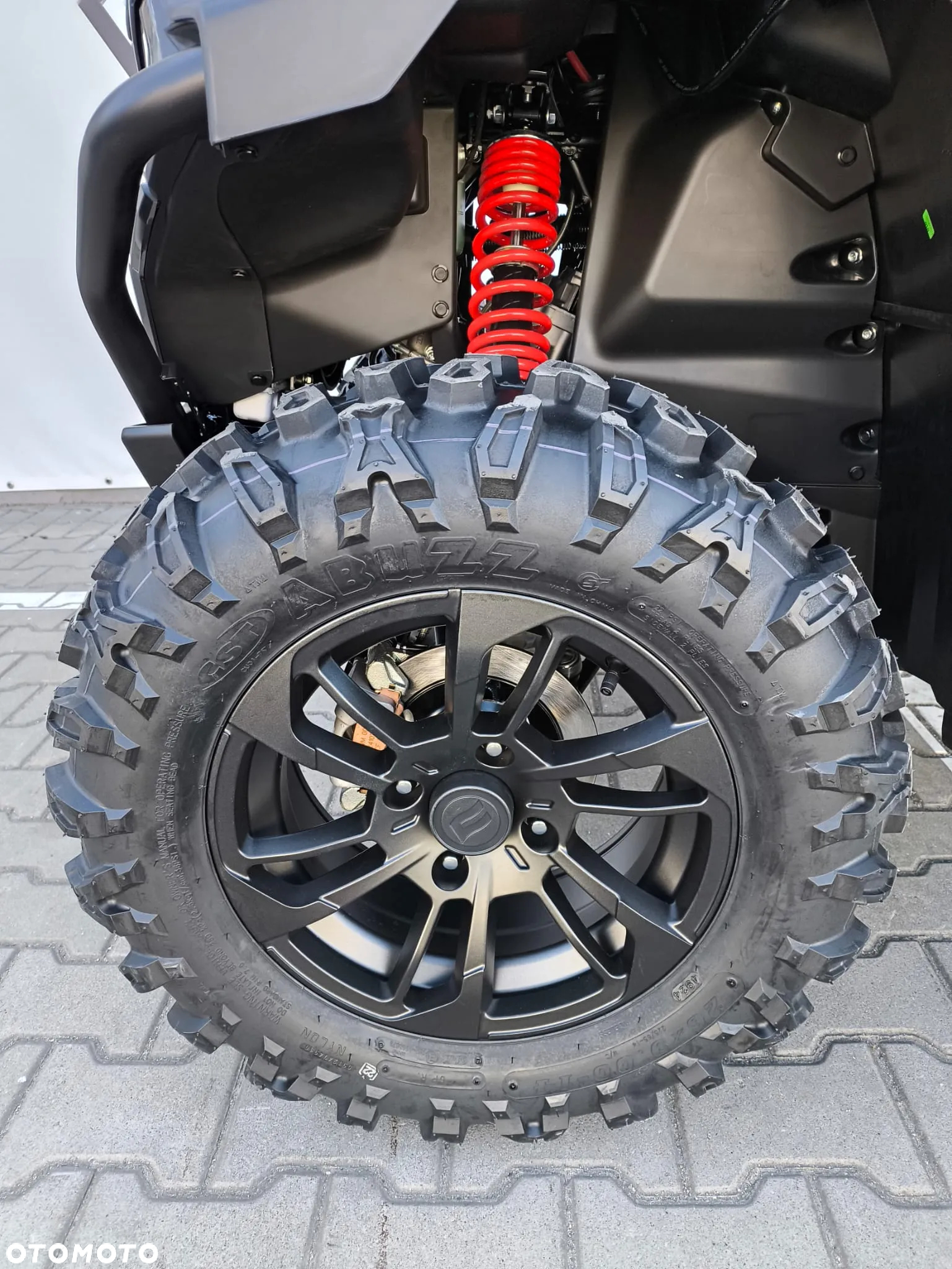 CFMoto CForce - 8