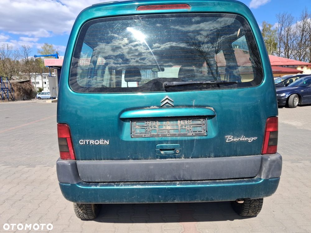 Citroen Berlingo I Peugeot Partner 1 Multispace silnik 1.9 D 51kW 70KM DW8 pompa wtryskowa Delphi R8448B371B skrzynia biegów drzwi maska klapa zderzak błotnik zielony KQAC maglownica belka mcperson sterownik panel moduł silniczek fotel szyba lusterko pompa przewód wąż kanapa wyświetlacz osłona mocowanie listwa felga zwrotnica lampa kokpit schowek stacyjka moduł komfortu bsi bsm boczek wentylator obudowa przewód alternator przekaźnik  mechanizm NA CZĘŚCI - 12