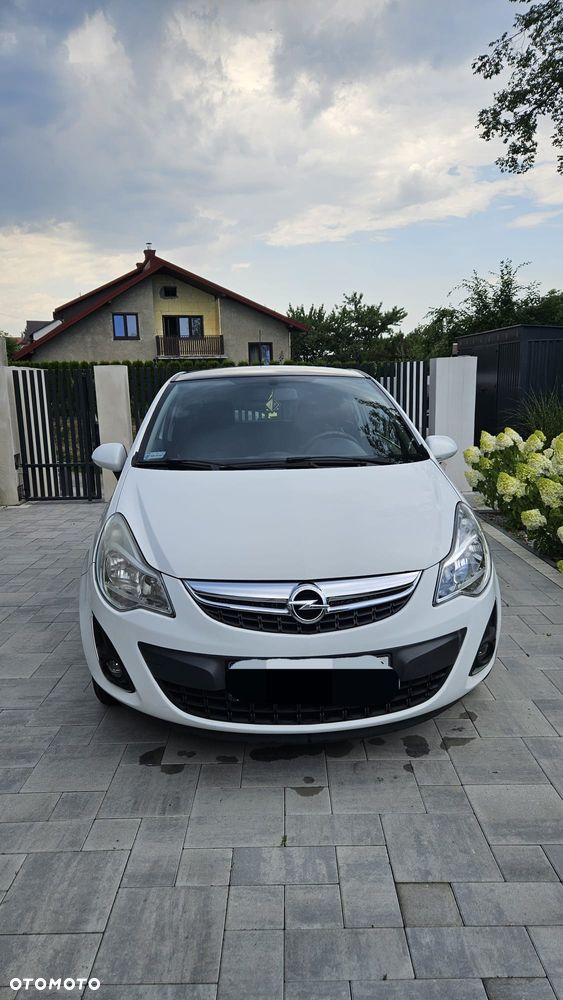 Opel Corsa 1.4 16V Color Edition - 2