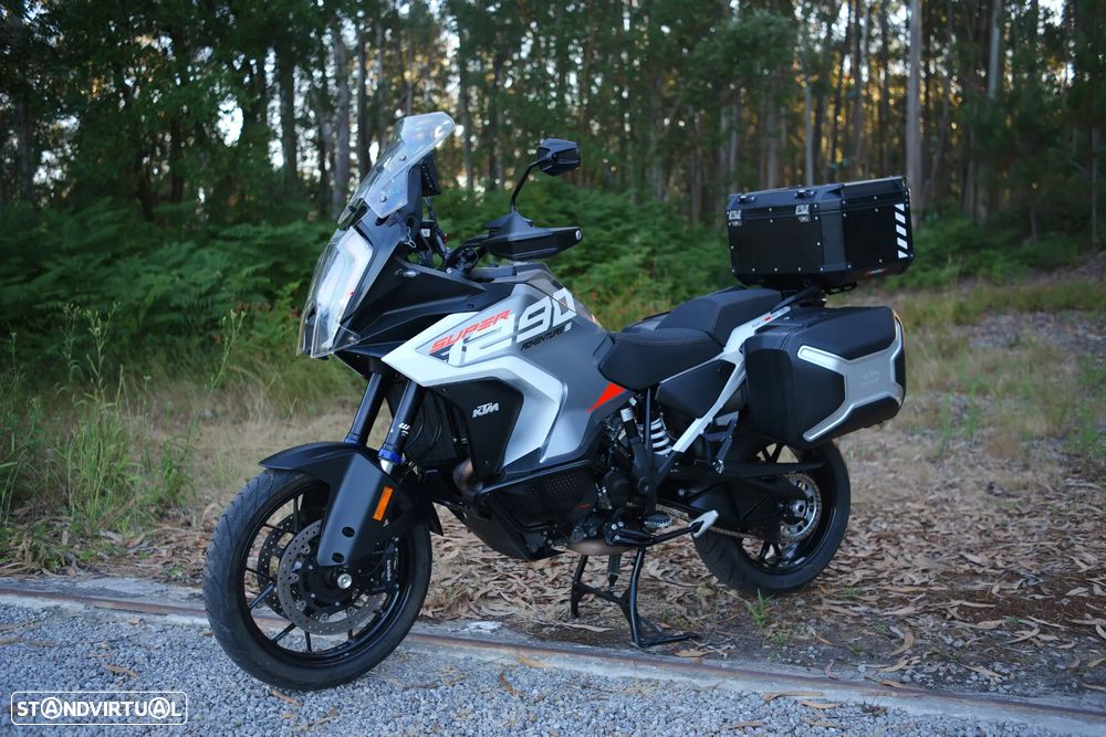 KTM 1290 Super Adventure S - 13