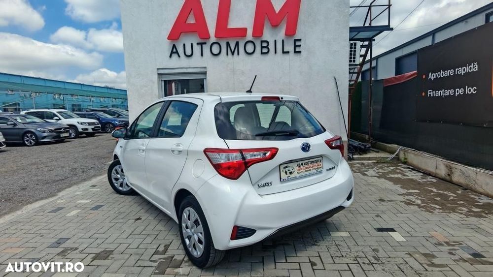 Toyota Yaris - 9