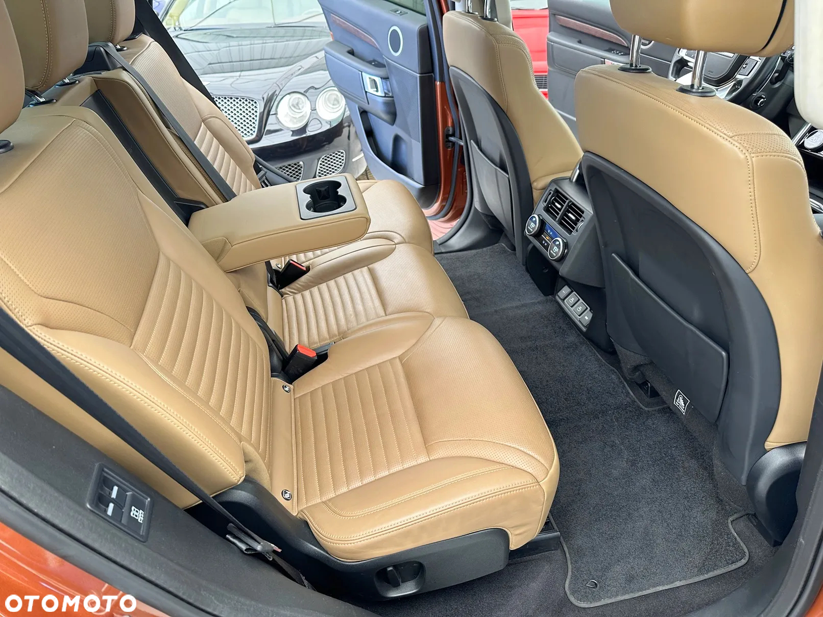 Land Rover Discovery V 3.0 TD6 HSE - 8