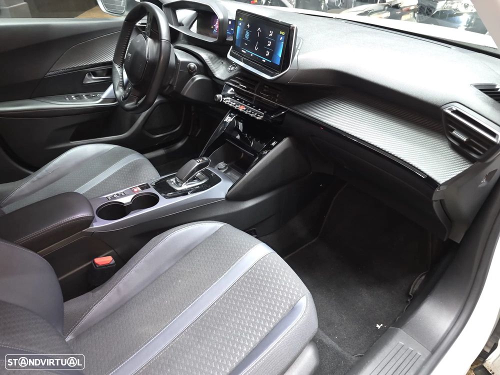 Peugeot e-2008 50 kWh Allure Pack - 18